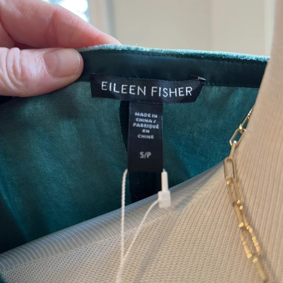 Eileen Fisher Green Velvet Top, Size S/P, NWT - Picture 7 of 9